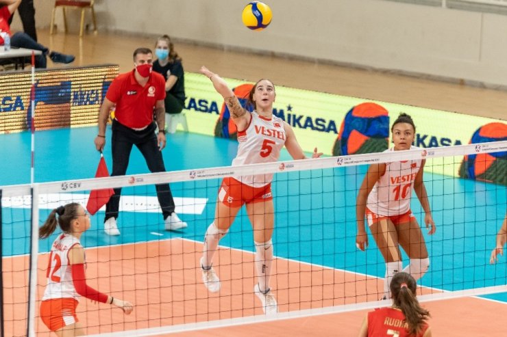 U17 Milli Takımı, Avrupa Şampiyonası’nda namağlup yarı finalde