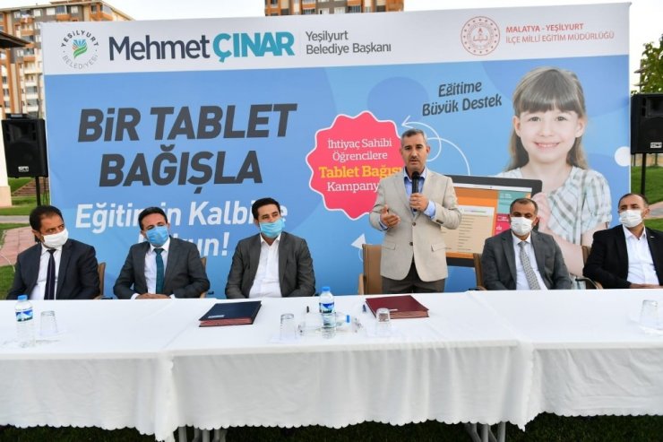 Yeşilyurt Belediyesinden tablet bağış kampanyasına destek