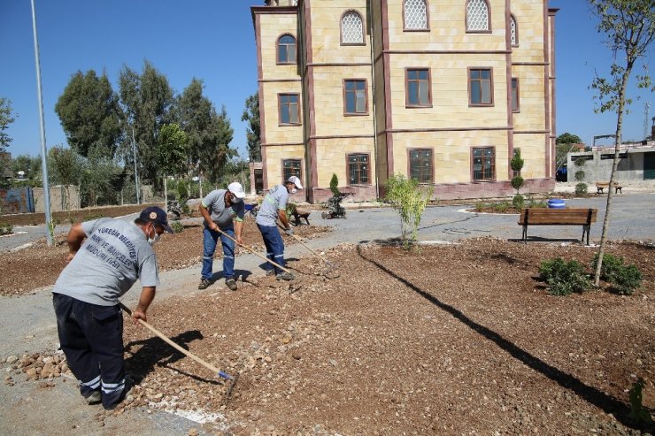 Yüreğir’de parksız mahalle kalmayacak"