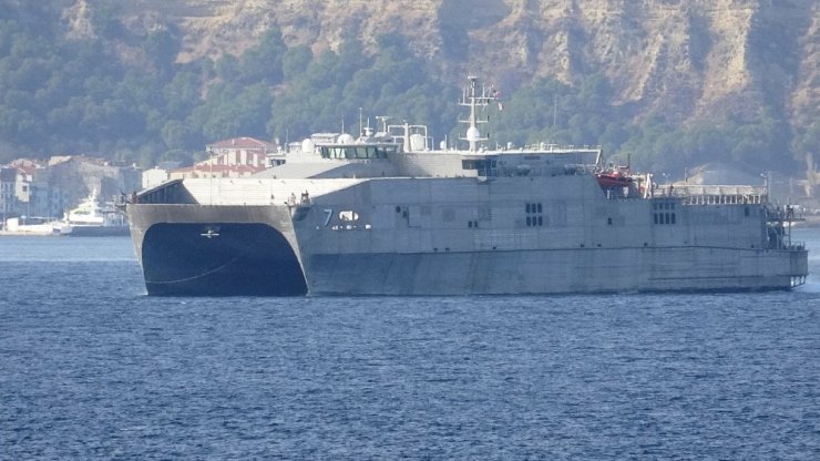 ABD yüksek hızlı transfer gemisi Çanakkale Boğazı’ndan geçti