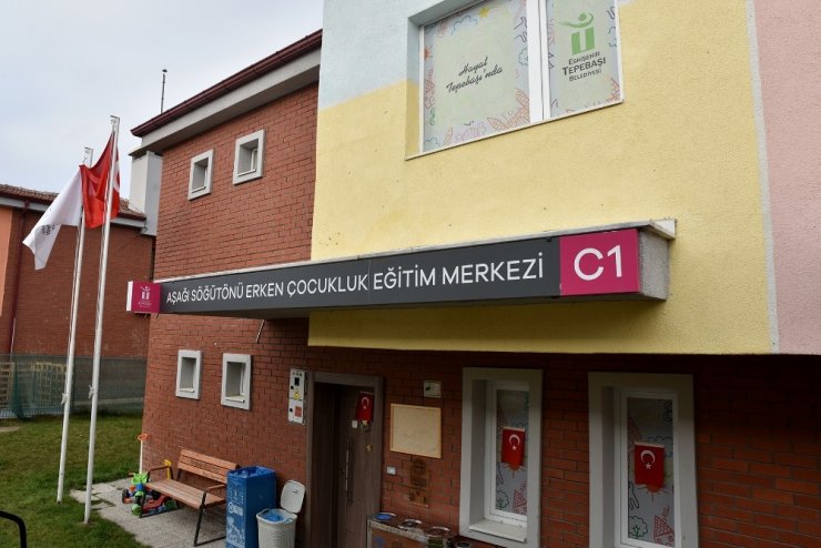 Çocuklar sevgiyle yetişiyor