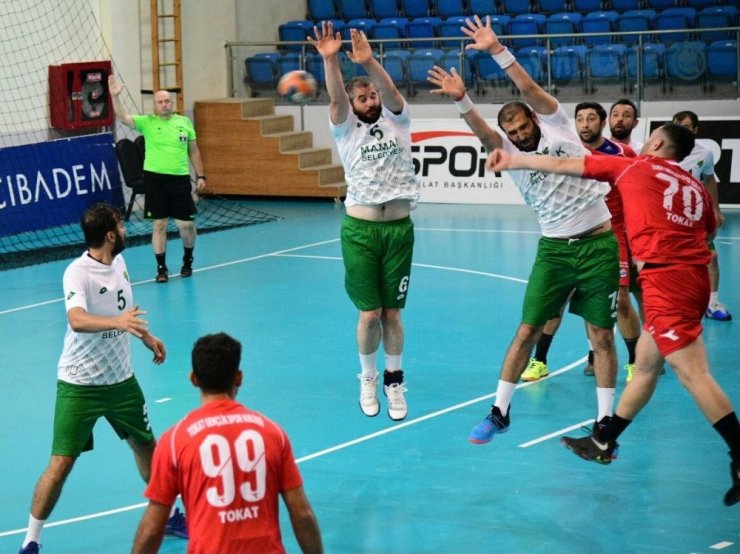 Mamak hentbolda dolu dizgin devam ediyor