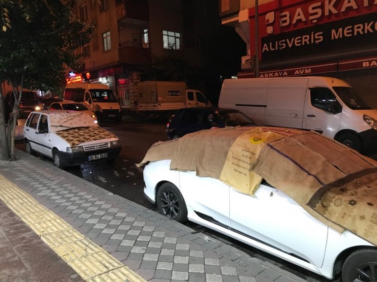 Meteoroloji uyardı, İstanbullular araçlarını dolu öncesi korumaya aldı