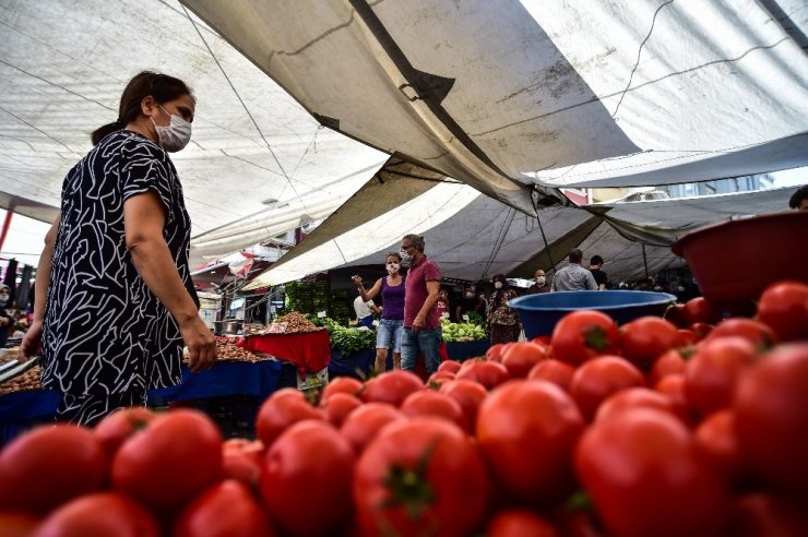 İstanbul’da semt pazarlarına koronavirüs denetimi