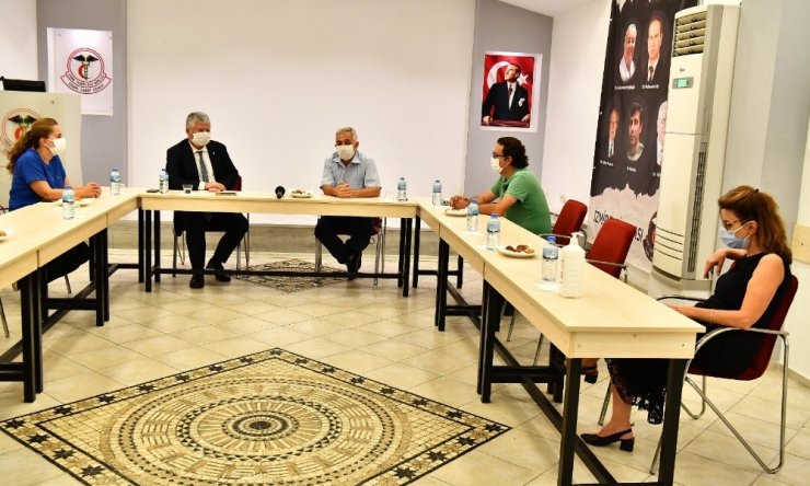 Sağlık emekçileri için pandemi anıtı yapılacak