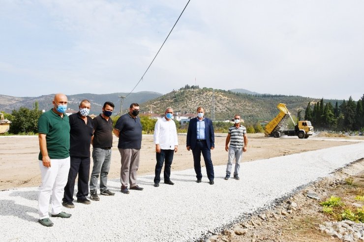İznik’te mezarlık düzenlemesi
