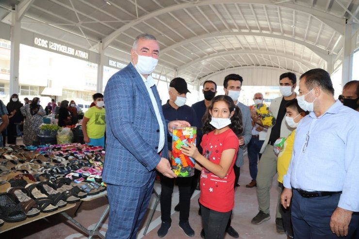 Kahta’da Çok Amaçlı Kapalı Semt Pazarı hizmete girdi