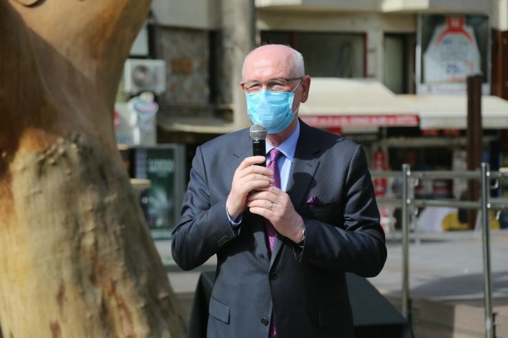 Eskişehir’de ’Kültür ve Sanat Çınarı’ açıldı