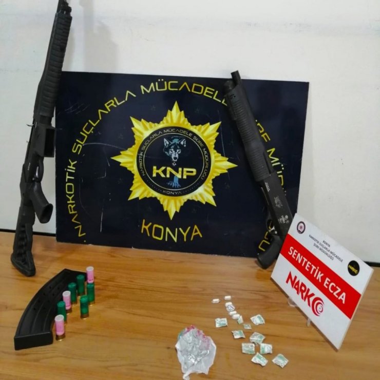 Konya’da eroin ve esrar ele geçirildi
