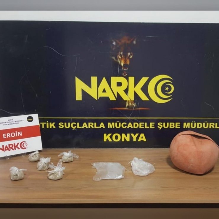Konya’da eroin ve esrar ele geçirildi