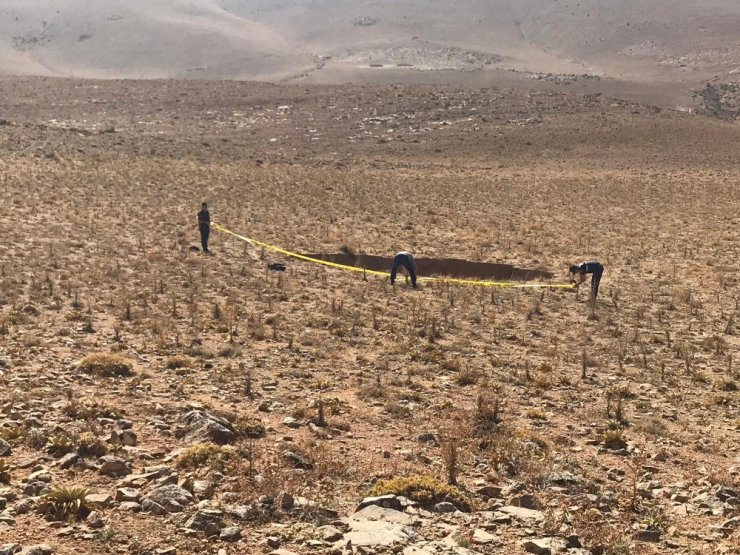 Konya’da 30 metre çapında obruk oluştu