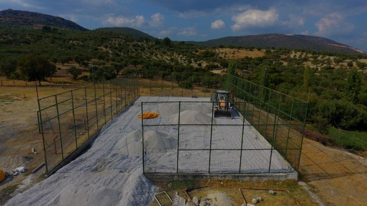 Başkan Bilgin Gökçeköy’ün gençlerini sevindirdi