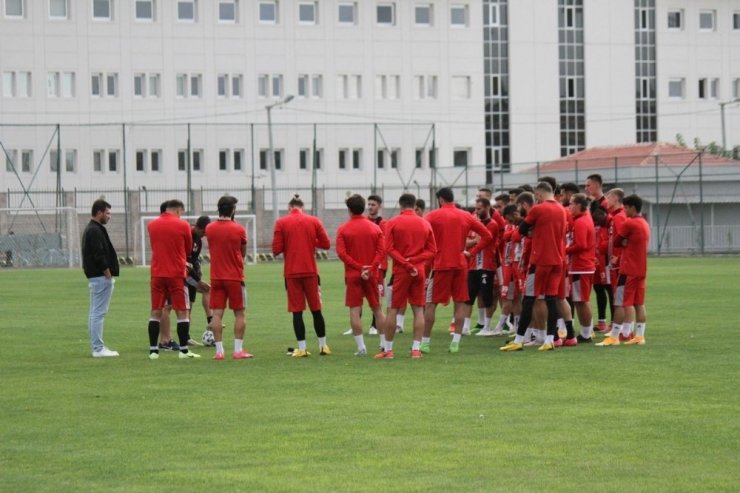 EsEs, Bandırmaspor maçı hazırlıklarına başladı