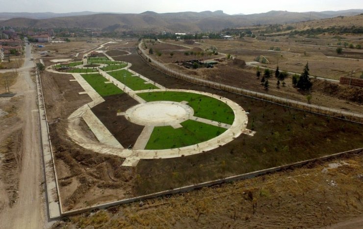 Tamamlandığında Afyonkarahisar’ın en büyük parklarından biri olacak
