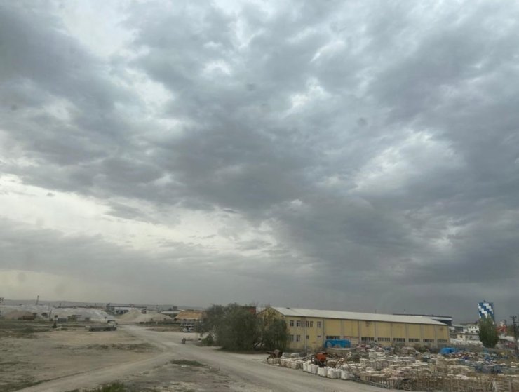 Afyonkarahisar’a sağanak yağış uyarısı!