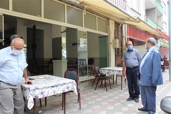 Kaymakam Ünal maske denetimlerine katıldı