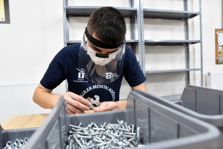 Bir yılda 836 bin 178 parça ürettiler