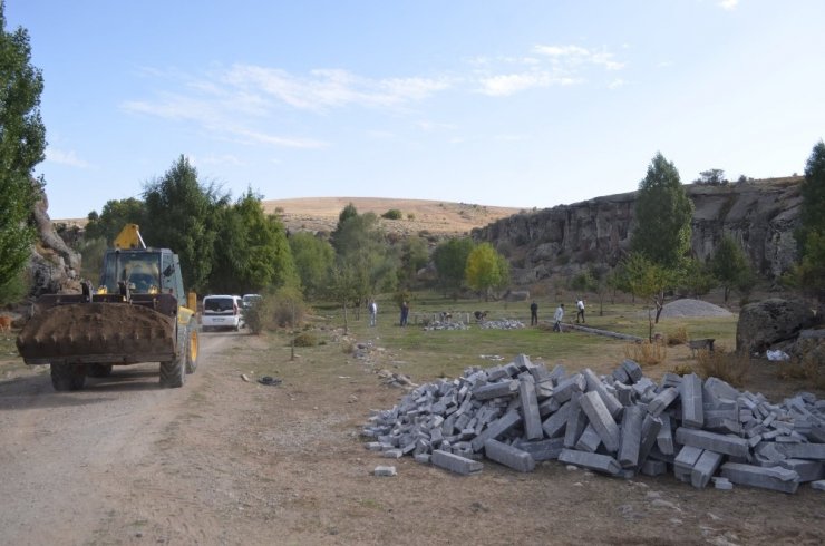 Bünyan Belediyesi Güllüce Mahallesine mesire alanı yapıyor