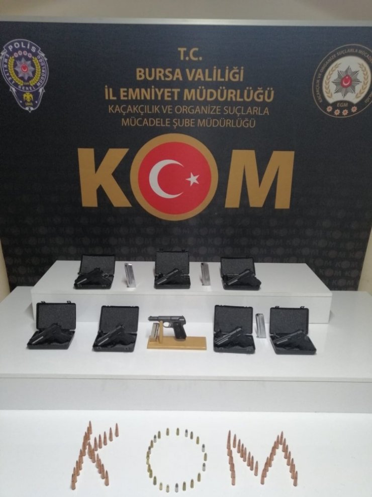 Bursa’da ruhsatsız silah ve mühimmat operasyonu