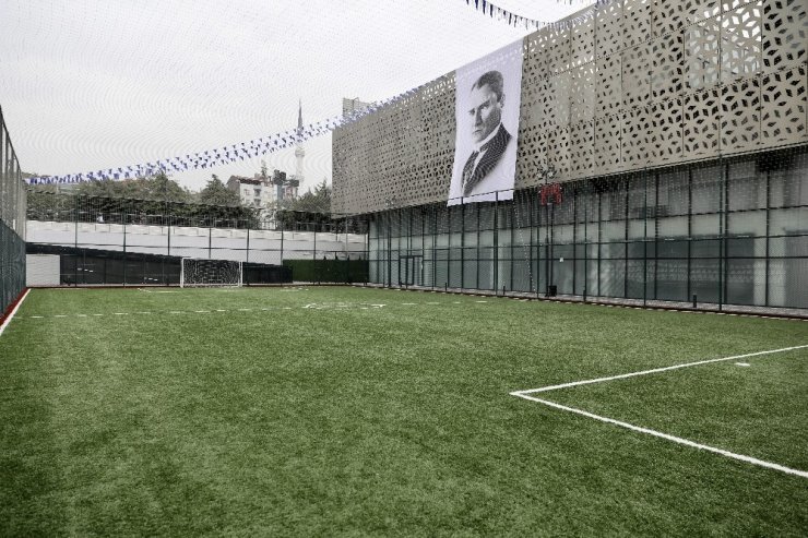 Cemal Kamacı Spor Kompleksi yenilenen yüzüyle açıldı