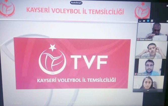 Ekim ayı voleybol hakem ve gözlemcisi toplantısı online yapıldı