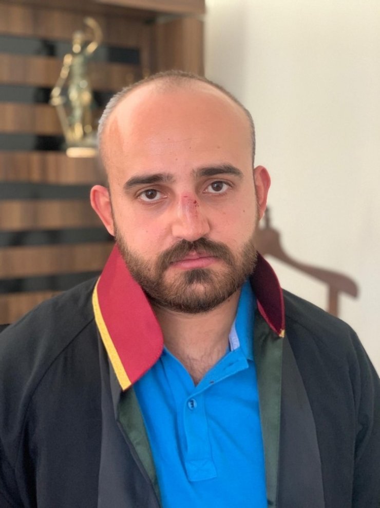 Darp edilen Avukat Arık: "Şehir eşkıyalarına boyun eğmeyeceğiz"
