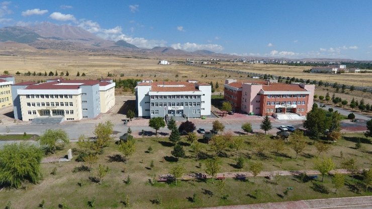 Kayseri Üniversitesi’nden Büyükşehir Belediyesi’ne Teşekkür