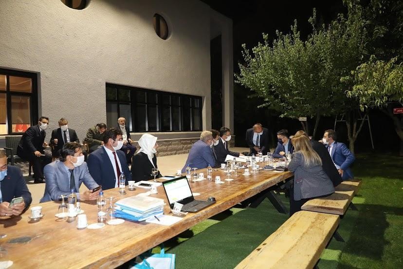 Konya çiftçisinin sorunlarını Tarım ve Orman Bakanı Pakdemirli’ye ilettiler