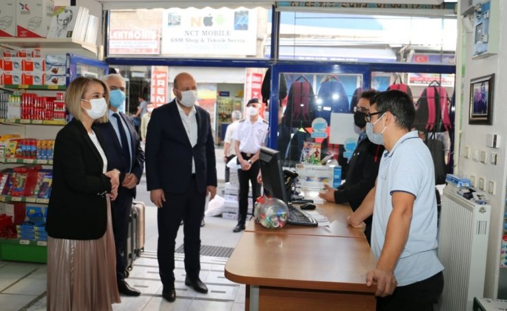 Vali Becel Kovid-19 denetimine katıldı