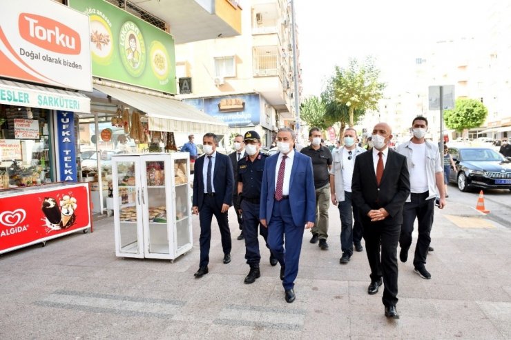 Vali Su, maske denetimi yaptı