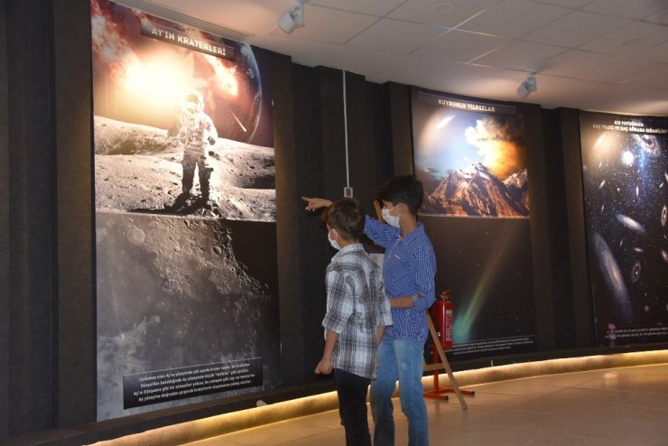 Öğrenciler Uzay Haftası kapsamında teleskop ile Jüpiter’i gözlemlediler