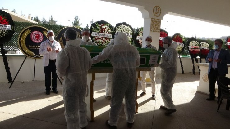 İş adamı Hacı Ahmet Ziylan son yolculuğuna uğurlandı