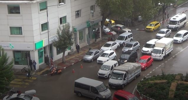 Afyonkarahisar’da aniden bastıran dolu yağışı hayatı olumsuz etkiledi