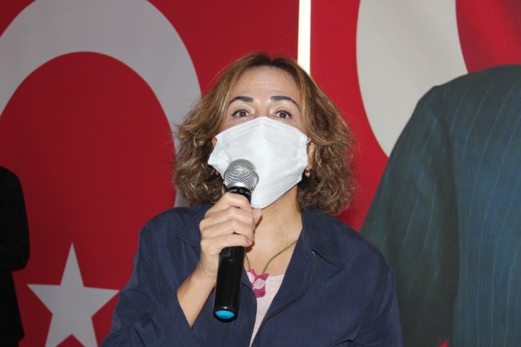 Yılmaz: "İnsanlık suçu işleyenlere ses çıkmıyor"