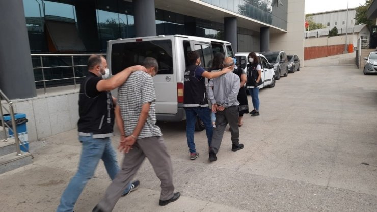 Bursa’da uyuşturucu operasyonu: 4 gözaltı