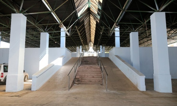 Çankaya’nın pazaryerlerine bakım yapılıyor