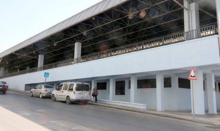 Çankaya’nın pazaryerlerine bakım yapılıyor