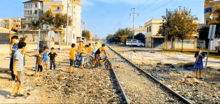 Diyarbakır şehir merkezinde demir yolu geçişleri artık daha güvenli