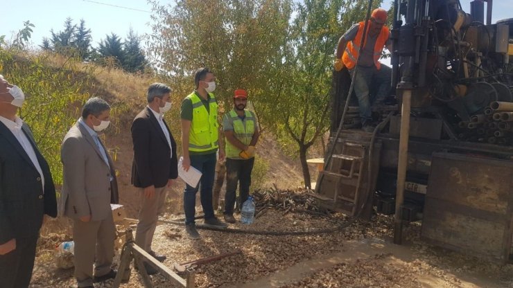 Aydın, hızlı tren sondaj çalışmalarını yerinde inceledi