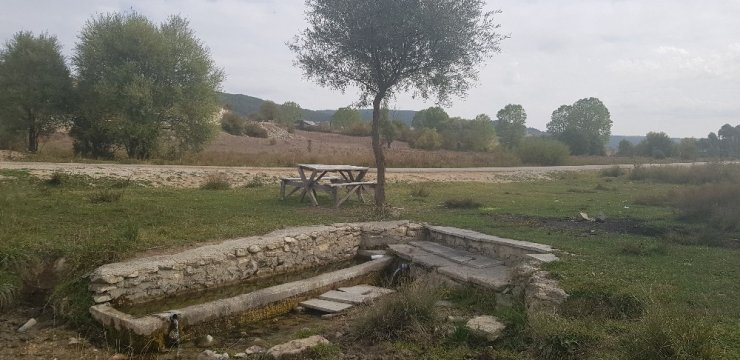 Su oluğuna düşen Ayşe Nur bebek yaşam savaşı veriyor