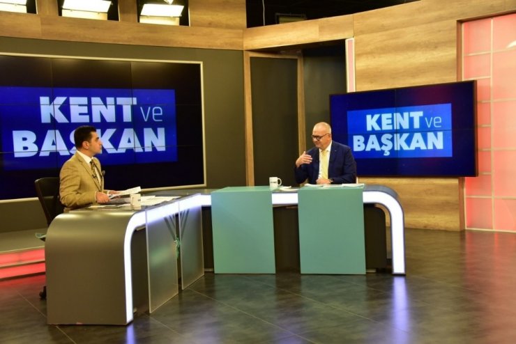 Başkan Ergün asfalt çalışmalarını anlatırken duygulandığı anıyı paylaştı