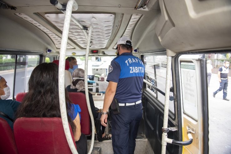 Büyükşehir zabıtasından toplu taşımada maske denetimi