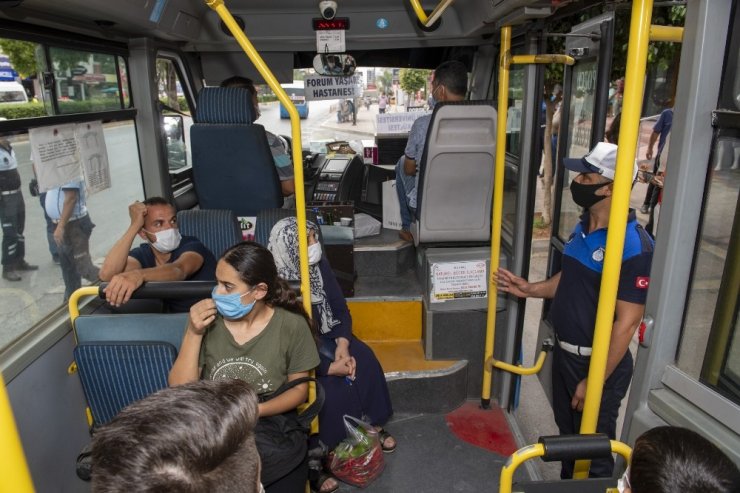 Büyükşehir zabıtasından toplu taşımada maske denetimi