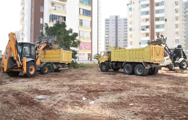Mersin’de "Sokakta Temizlik Var Projesi"