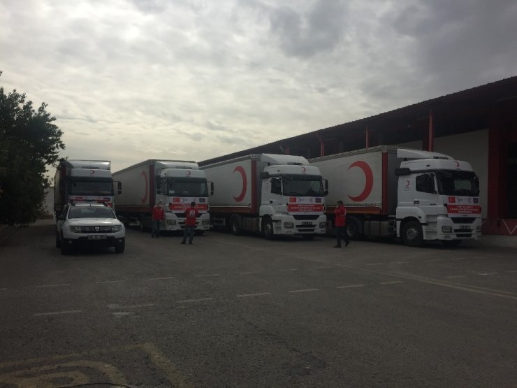 Türk Kızılay’dan Azerbaycan halkına 4 tır dolusu insani yardım