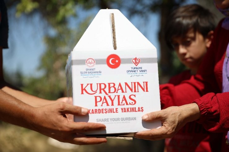 520 bin kişiye adak, akika ve şükür kurbanı eti ulaştırıldı