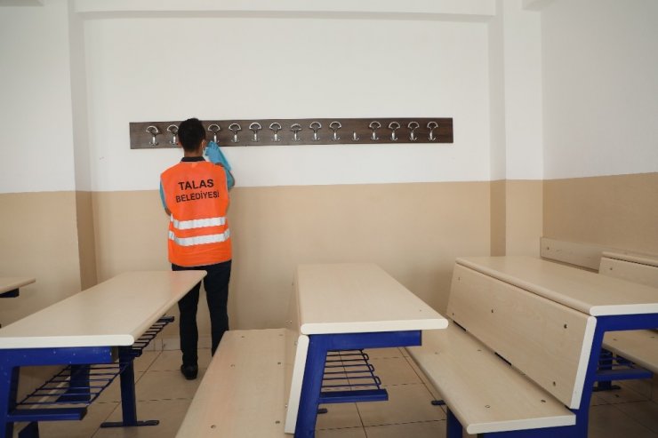 Talas’taki okullarda ’Yüz yüze Eğitim’ temizliği