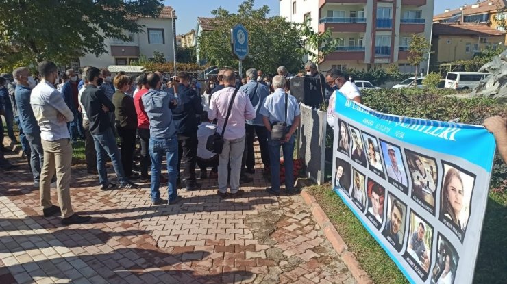 Ankara tren garındaki bombalı saldırıda ölen 103 kişi Malatya’da anıldı