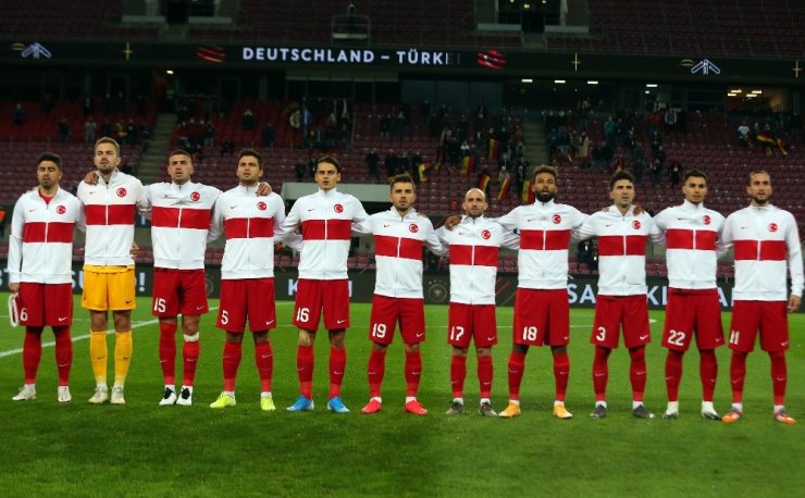 A Milli Futbol Takımı Rusya karşısında