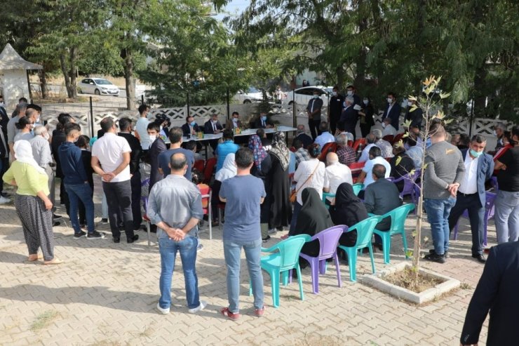 Elazığ il protokolü, Aksaray Mahallesi sakinleriyle bir araya geldi